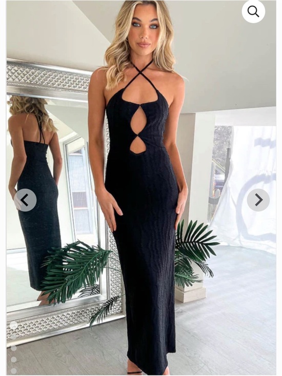 Beginning Boutique Dresses & Skirts - NWT Beginning Boutique
Mandy Black Maxi Dress. size 14